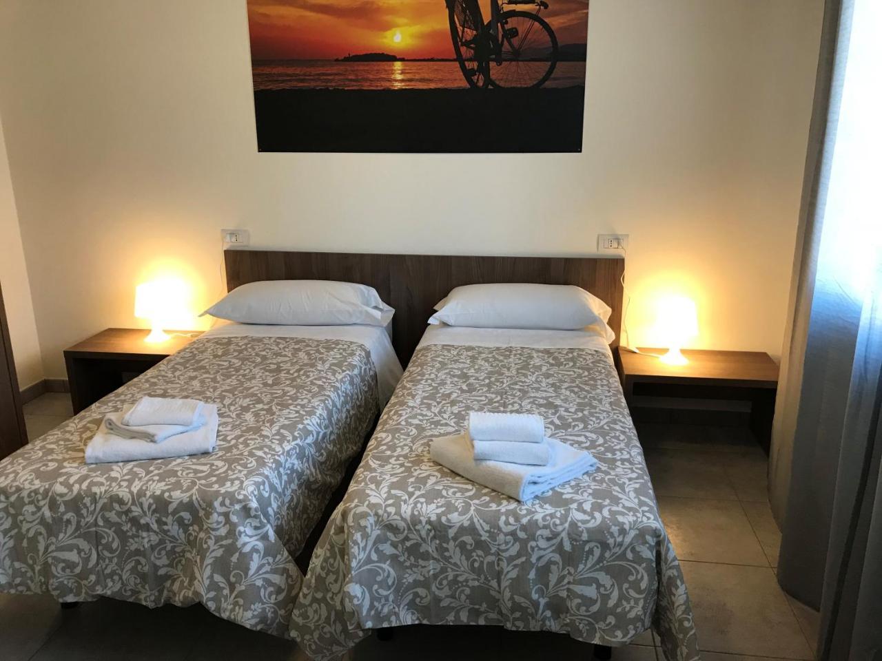 Hotel Bed & Bike Cesena Eksteriør billede